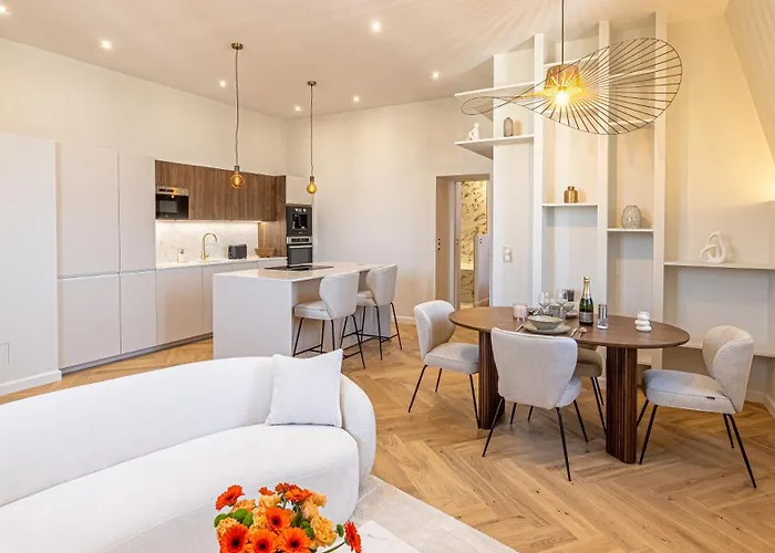 La Imperiale - Baignoire Balneotherapie - Palace Avec Vue アパート *