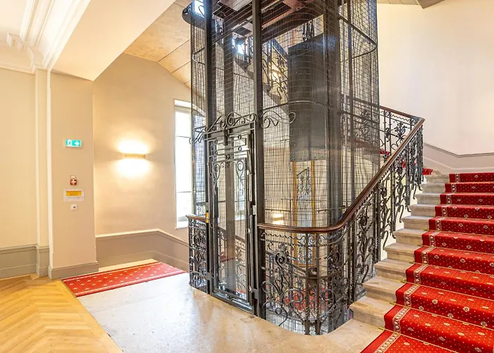 La Imperiale - Baignoire Balneotherapie - Palace Avec Vue * エクスレバン