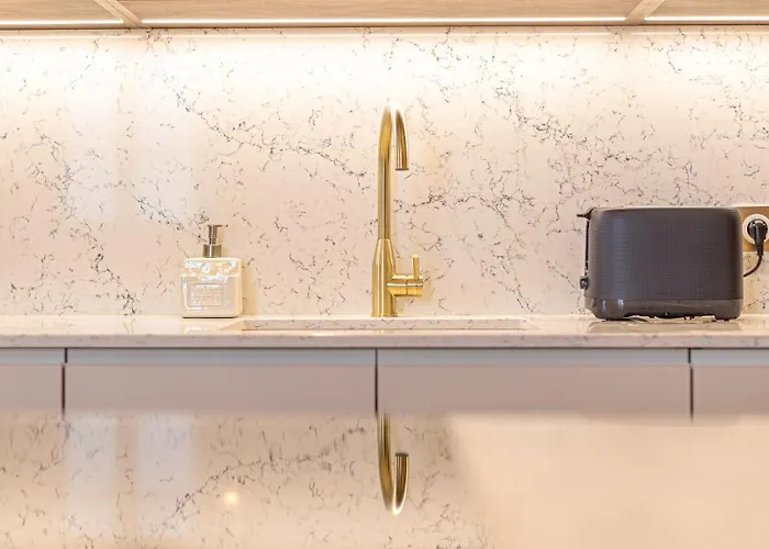 La Imperiale - Baignoire Balneotherapie - Palace Avec Vue エクスレバン