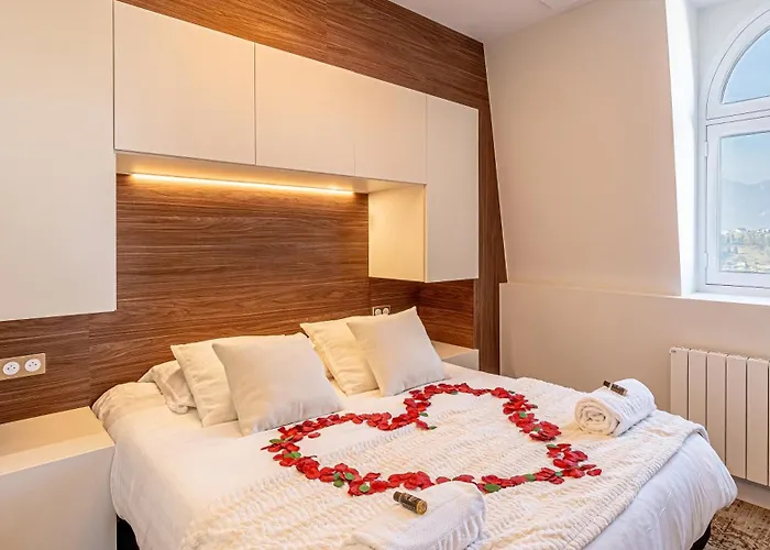 アパート La Imperiale - Baignoire Balneotherapie - Palace Avec Vue *